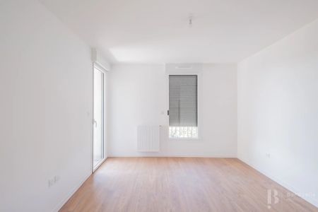 Rental Apartment Bordeaux Saint-Jean - Photo 4
