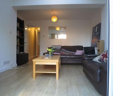 4 bedroom house to rent - Photo 2