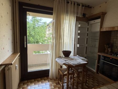 Location Appartement 3 pièces 73m² LA MOTTE SERVOLEX 73290 - Photo 4