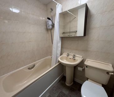 1 bedroom Flat To Let Total Size: 453 SQ FT - Photo 5