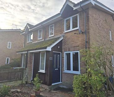 Chiltern Avenue, Farnborough, GU14 - Photo 3