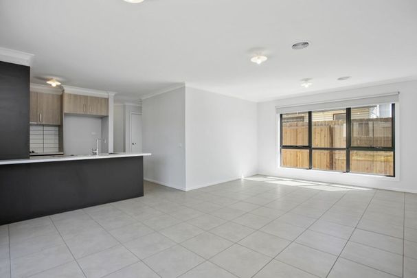 This modern home is waiting for you!! - Photo 1