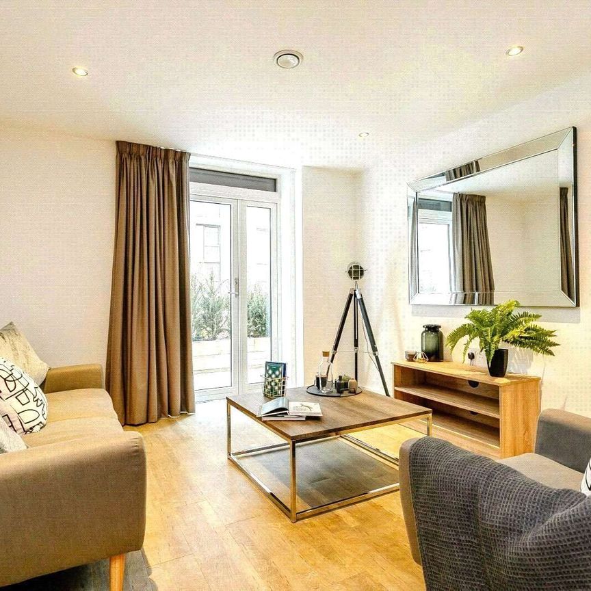 2 BED 2 BATH APARTMENT | AVAILABLE NOW | IN HIGH DEMAND | PARKING AVAILABLE | PRIME LOCATION | 24-HOUR CONCIERGE | RESIDENTS GYM - Photo 1