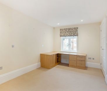 3 bedroom apartment to rent - Photo 5