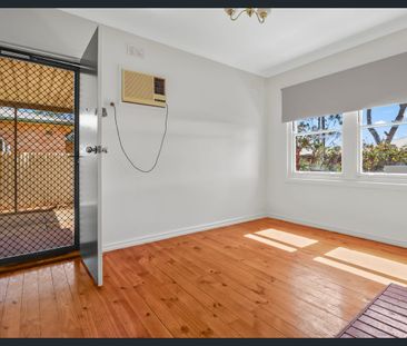 Dream on Drimpton Street - Photo 3