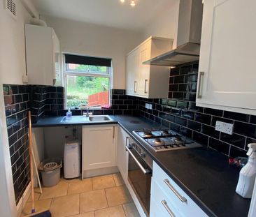 3 Bed Terraced House, Dykes Hall Road, S6 - Photo 4