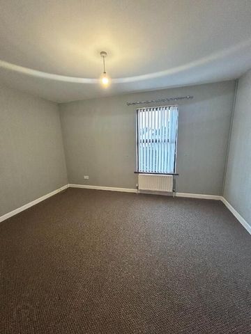 50 Cecil Street, Portadown, BT62 3AT - Photo 2