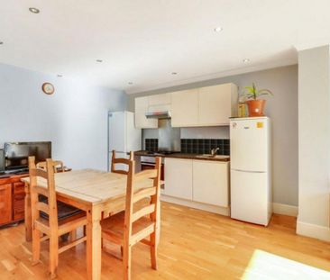 1 bedroom in a house share to rent - Photo 6