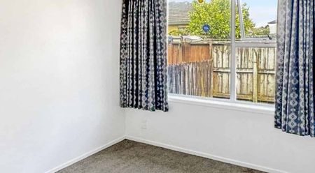 2 bedroom home for Rent in Papatoetoe! - Photo 5