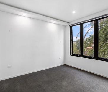 Stunning 2 Bedroom Apartment in Upper Mount Gravatt! - Photo 3
