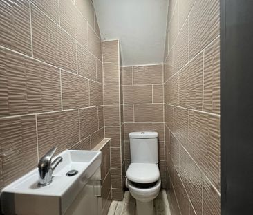 Harefield Road Room 6 - Photo 5