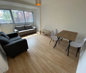 Price £1,800 pcm - Available 18/07/2025 - Furnished - Photo 3