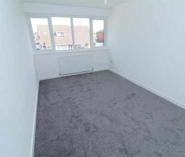 3 bedroom townhouse to rent - Photo 4