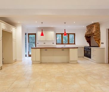 5 bedroom detached house to rent - Photo 6