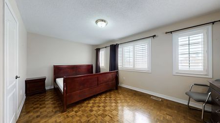For Lease - 881 Knotty Pine Grove, Mississauga, Ontario - Photo 5