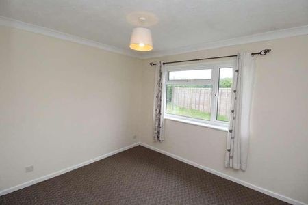 The Green, West Row, Bury St. Edmunds, IP28 - Photo 4