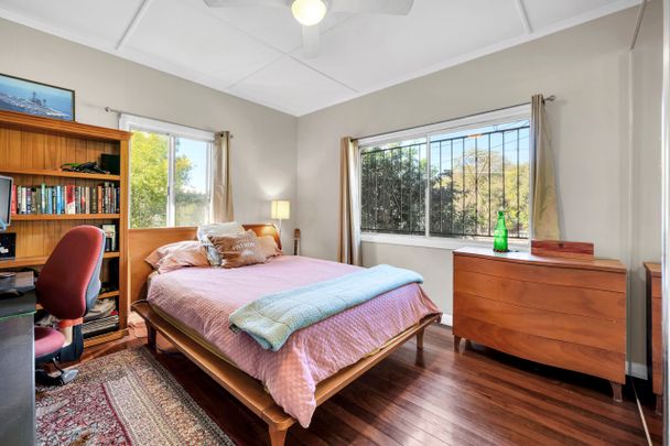 Convenient Location…. well presented…larger than it looks. - Photo 1