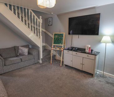 2 bedroom semi-detached house to rent - Photo 1