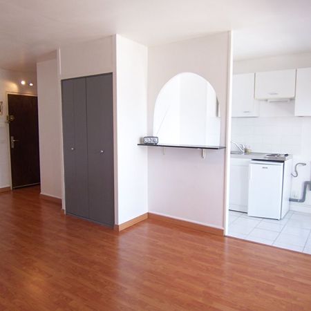 Appartement à louer - REIMS- ST REMI- GAMBETTA - Photo 3