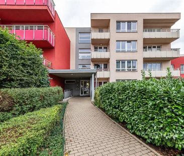 Prostorný byt 2+kk s východní orientací lodžií, komorou a parkovací... - Photo 1