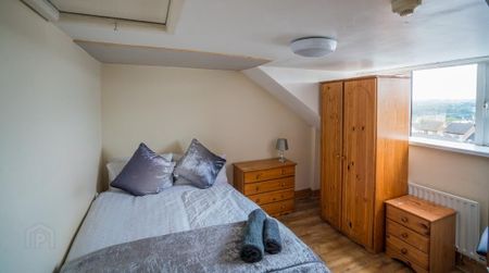 STUDENT ACCOMMODATION, 6 Stewarts Terrace, Derry/Londonderry, BT48 7LH - Photo 4
