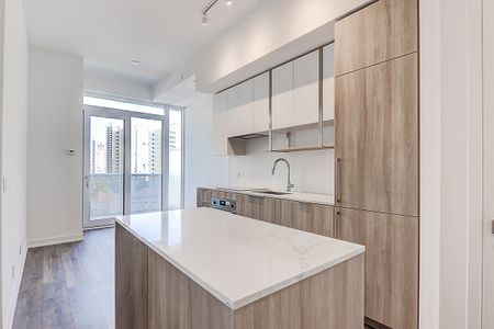 For Lease - 15 Holmes Avenue Unit# 806, Toronto, Ontario - Photo 3