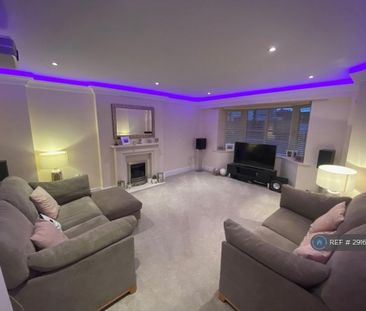 3 bedroom semi-detached house to rent - Photo 1