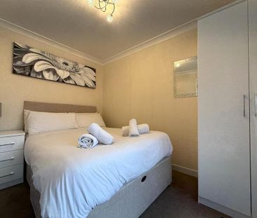 2 bedroom apartment to rent - Photo 3