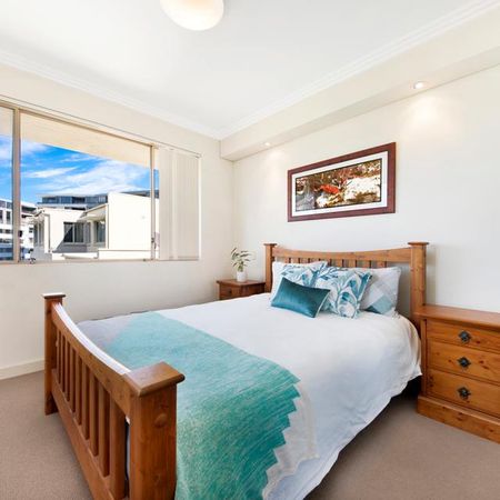 Fully Furnished | Split Level | Waterfront Estate - Photo 3