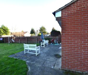 2 En-suite Double Rooms Available Now - Photo 5