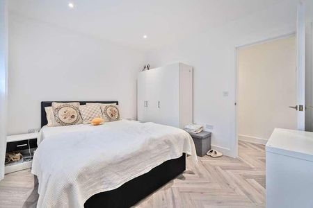Trinity Place, Bexleyheath, DA6 - Photo 4