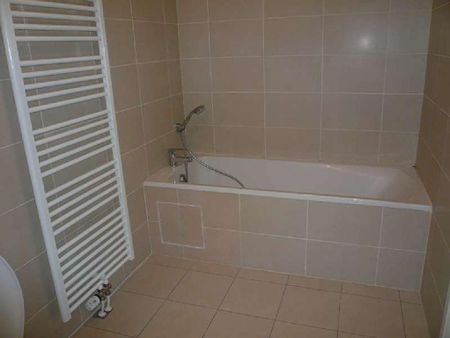 Location Appartement 2 pièces 38m² - Photo 2