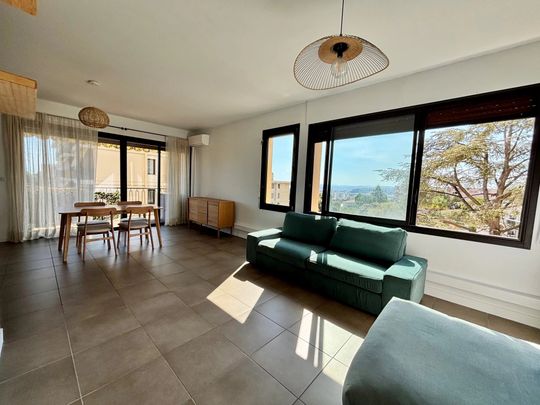 Location Appartement 3 pièces 83m² NICE 06200 - Photo 1