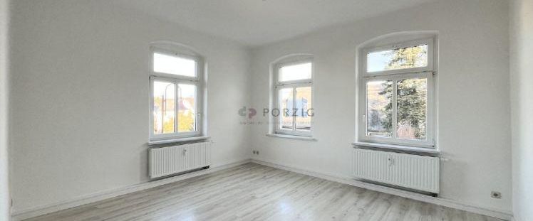 Ihr neues Zuhause: Charmante 2-Raum-Wohnung mit Einbauküchen-Option - Photo 1
