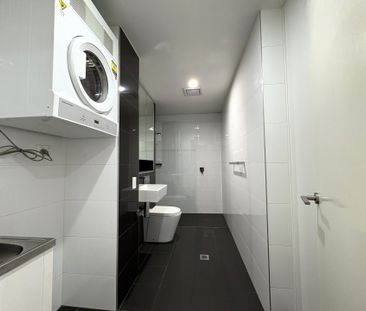 Modern 1-Bedroom Apartment in Earlwood - Photo 6