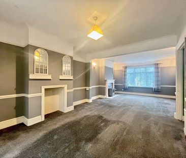 4 bedroom semi-detached house to rent - Photo 2