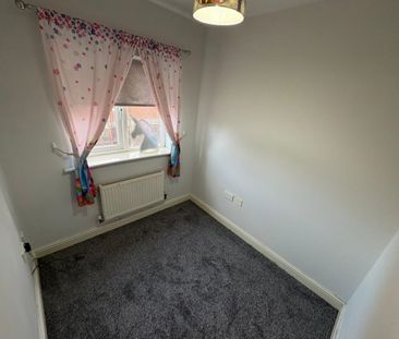 3 bed Semi-Detached - To Let - Photo 1