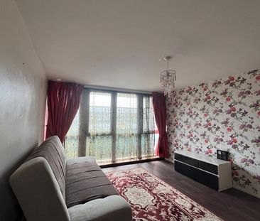 2 Bed Maisonette, Wyndham Court, SO15 - Photo 2