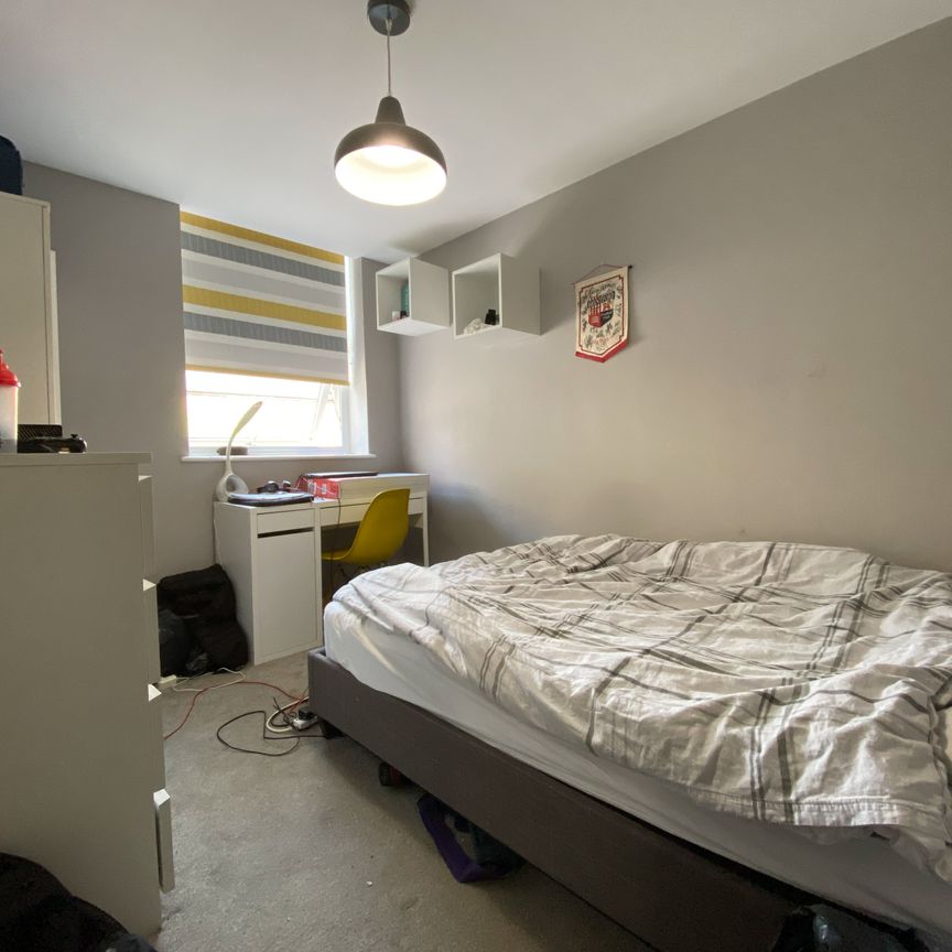Hirwain Street, Cathays - Photo 1