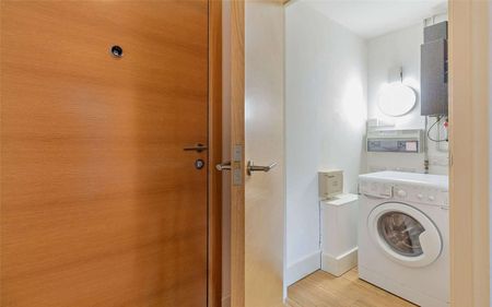 Modern one bedroom apartment on the ground floor - Photo 3