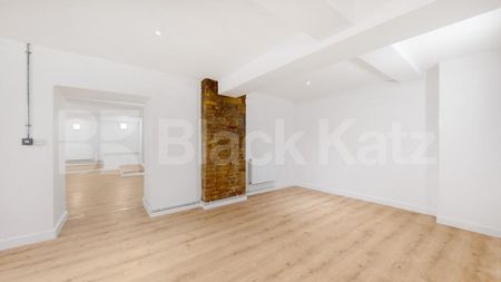 beautifully refurbished live/work one-bedroom apartment, - Photo 5