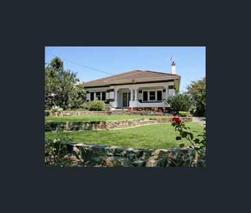 Charming family home - Photo 5