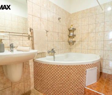 Pronájem prostorného bytu 3+1 s balkonem a sklepem | Ostroměř - Photo 5