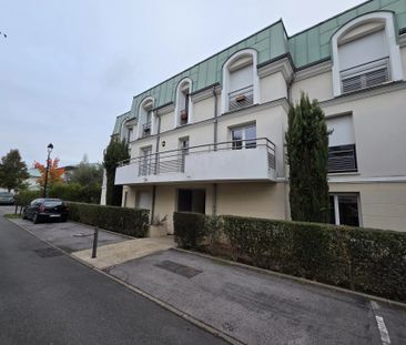 Location Appartement 3 pièces à Évry-Courcouronnes - Photo 4