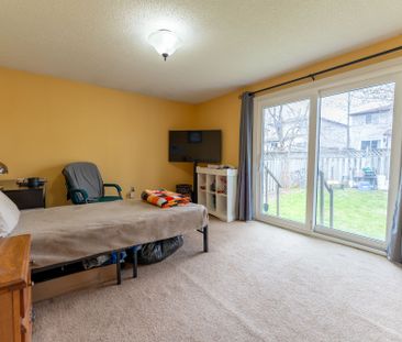 For Lease - 6 Hickling Trail, Barrie, Ontario - Photo 6