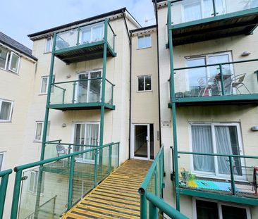 A 2 Bedroom Apartment Instruction to Let in St Leonards-on-Sea - Photo 2