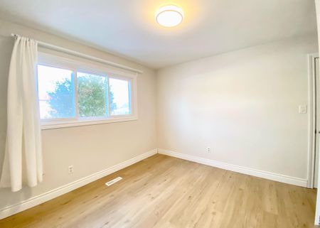 For Lease - 75 Havendale Road Unit# Main, Toronto, Ontario - Photo 5