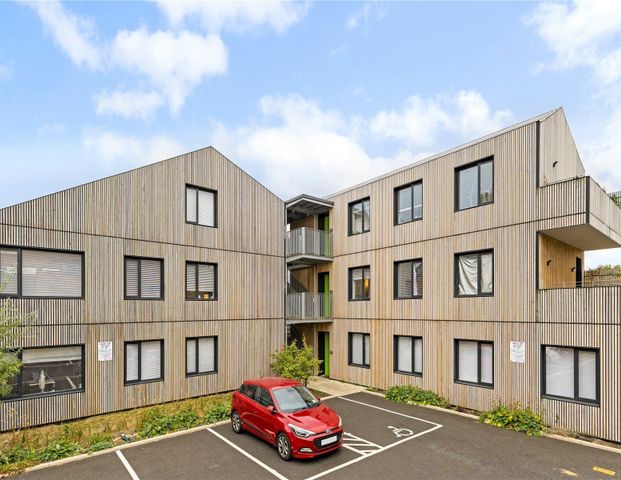 Chobham Road, London, E15 flat to rent - Photo 1