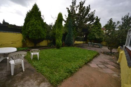 6 bed Detached House for Rent - Photo 5