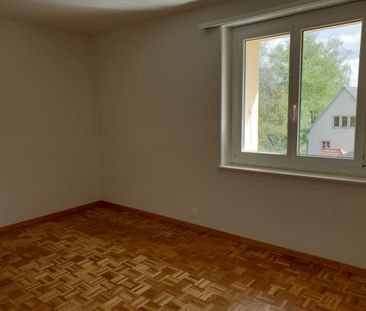 Joli appartement de 3 pièces avec balcon et ascenseur - Photo 4